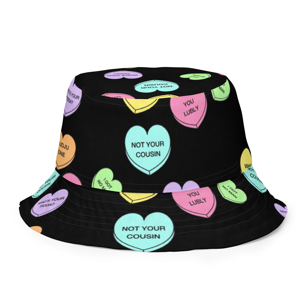 Reversible bucket hat (Candy Hearts)(Mob Only)