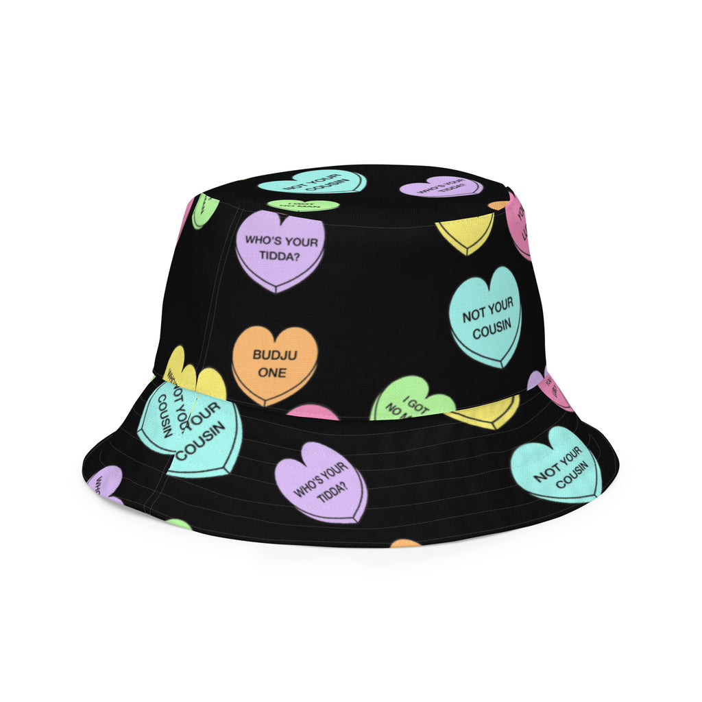 Reversible bucket hat (Candy Hearts)(Mob Only)