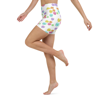 High-Wasted Yoga Shorts - Candy Hearts in White