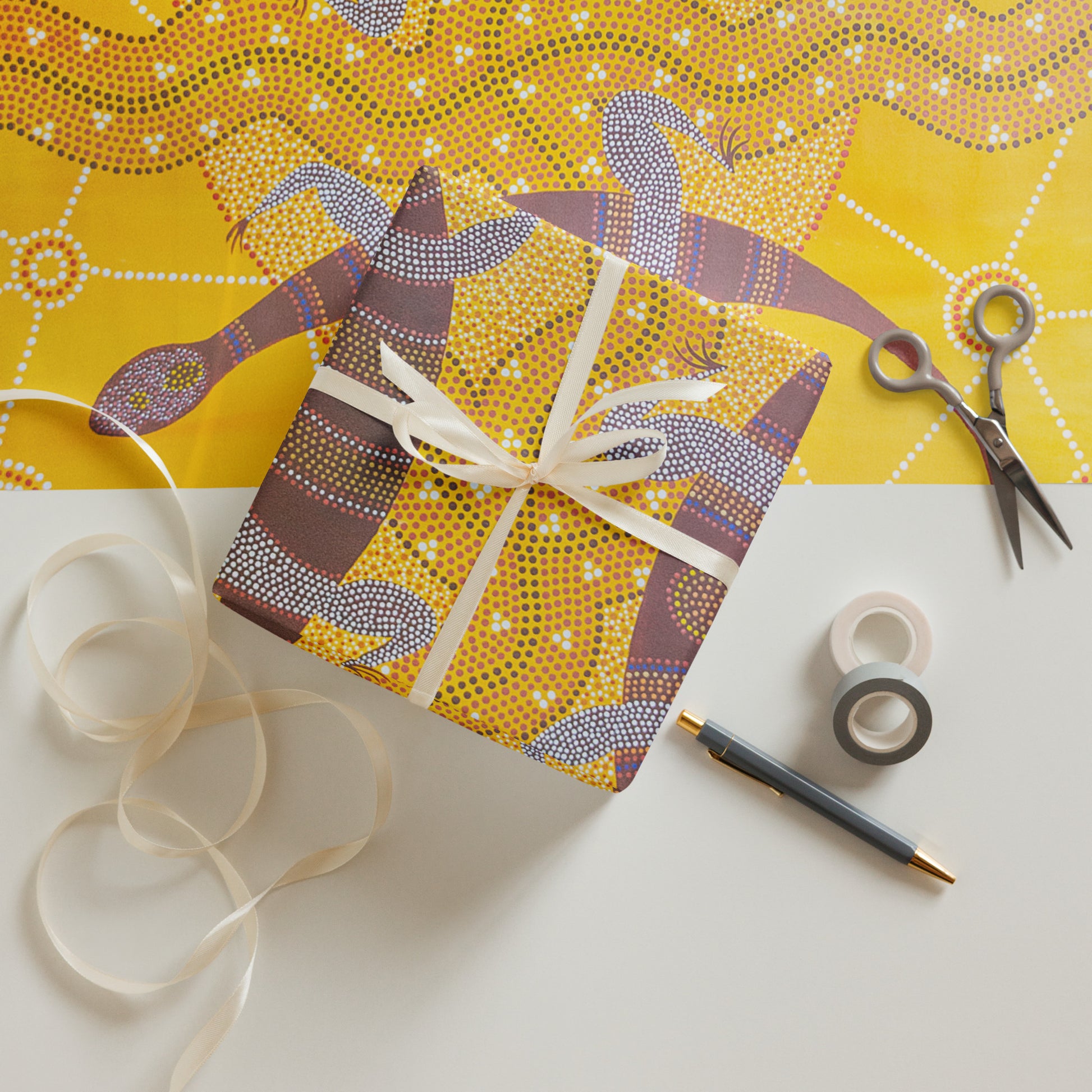Wrapping Paper Set (3 Sheets) - Family by Linda Davidson
