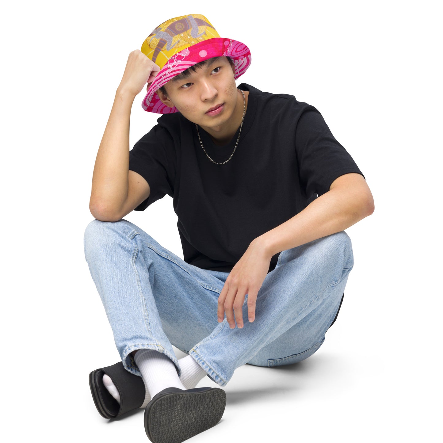 Reversible bucket hat (Family and Seven Sisters)